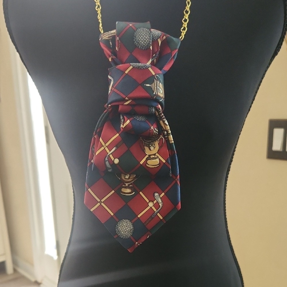 *SOLD*Necktie Necklace